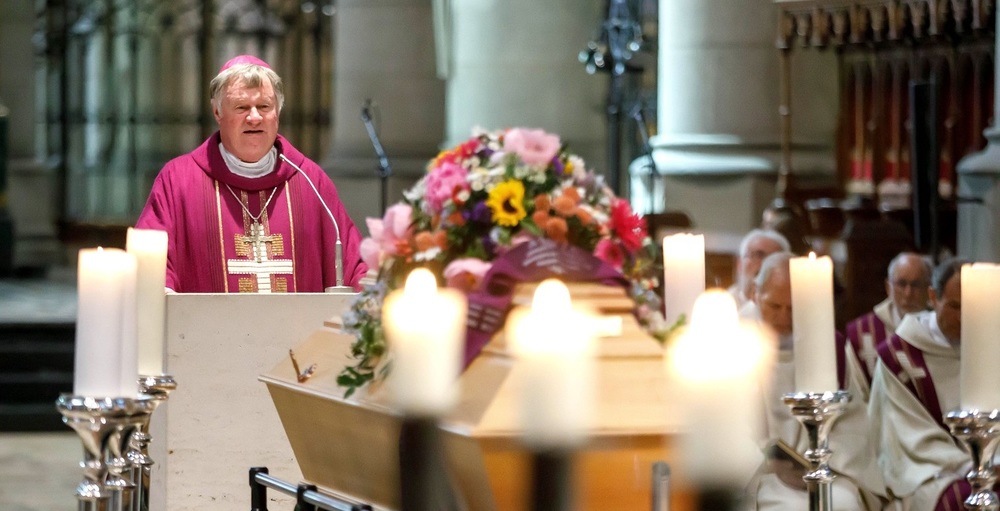 Oberösterreich: Bischof Manfred Scheuer bei Requiem für Prälat Josef Mayr / © Diözese Linz / Hermann Wakolbinger Diözese Linz nahm Abschied von Prälat Mayr